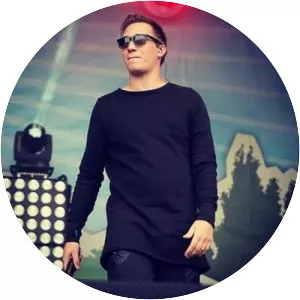 Mark Vayne - Musical artist