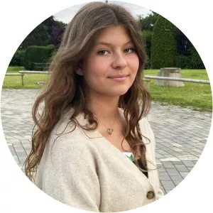 Marla Erhardt - Actress ‧ Marek Erhardt's daughter