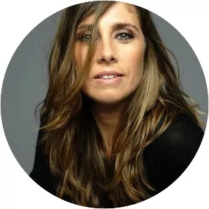 Marta Hugon - Singer