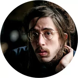 Tim Bernardes photograph