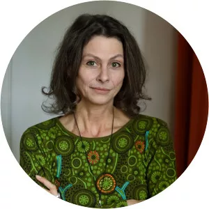 Martina Baumbach - Author