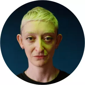 Martina Bertoni - Musician