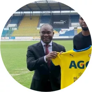 Martins Daniel Toutou Mpondo - Football player