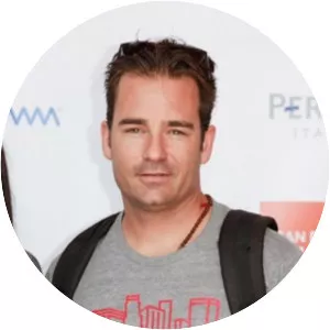 Marty Papazian - Television actor