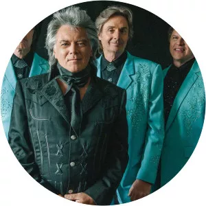 Marty Stuart and His Fabulous Superlatives - Musical band