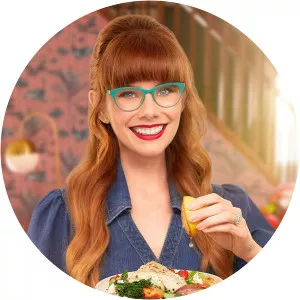 Mary Makes It EasySince 2021 - 2021 ‧ 1 season