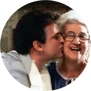 Mary Pesci - Barber ‧ Joe Pesci's mother