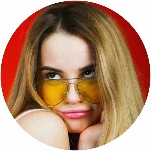 Maryana Ro - YouTuber