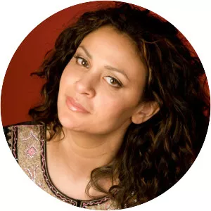 Maryem Tollar - Singer