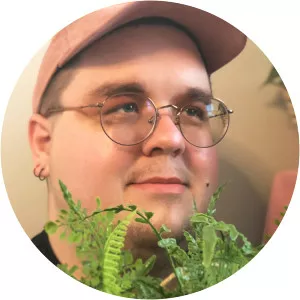 Mason Deaver - Author