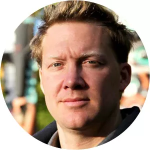 Masters of the Pacific Coast: The Tribes of the American Northwest