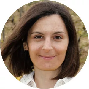 Maud Navarre - Author