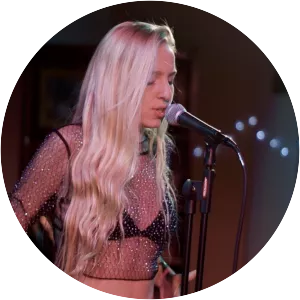 Maude Latour - Musical artist