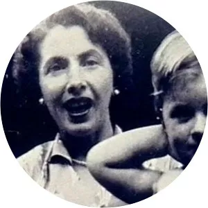 Maureen Oldfield photograph