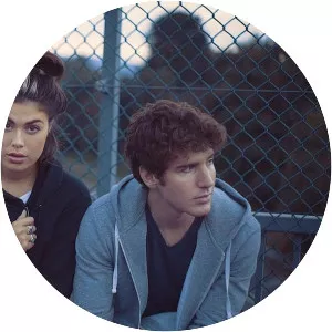 Mauwe - Musical artist