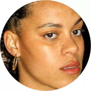 MAVEE - Musical artist