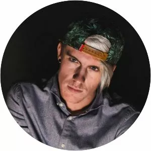 Max Hurrell - Musical artist