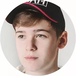 Max Mills - Internet personality