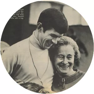 Max Nimoy photograph