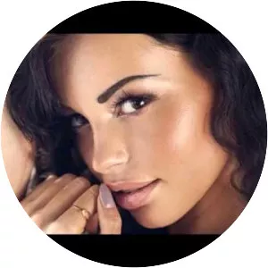 Maxine Hardcastle - Singer-songwriter