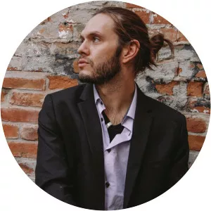 Maxwell Hughes photograph