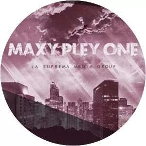 Maxy pley One