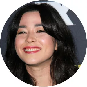 Maya Erskine