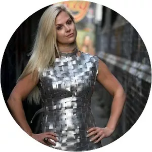 Maya Wolff - Musical artist