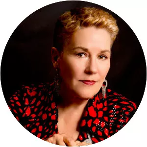 Maye Cavallaro - Musical artist