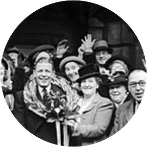 Maynard Sinclair - Politician