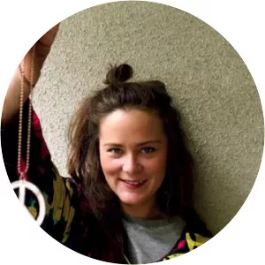 hanna yli-tepsa mc pyhä lehmä