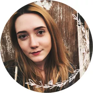 McKenna Haner - Synyster Gates' sister