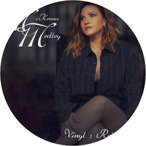 McKenna Medley - Singer ‧ Bill Medley's daughter