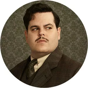 McQueen - Play by James Phillips