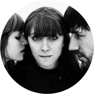 Me and the Bees - Musical group