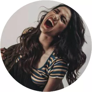 Meba Ofilia - Musical artist