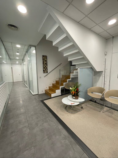 Medical Unit Serrano - Hair transplantation clinic in Madrid, Spain