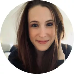 Meg Saricks - Actress