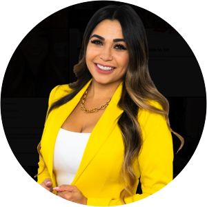 Mehrnaz Bahari photograph