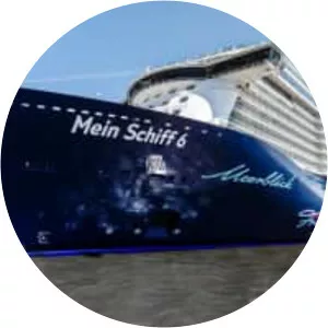 Mein Schiff 6 - Ship