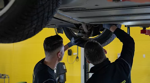 Mekonomen Bilverkstad Tumba / Joakim Eriksson Bil AB - Auto repair shop in Draget, Botkyrka kommun, Sweden