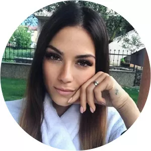 Melanie Bradarić photograph