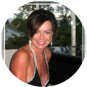 Melanie Milburne - Author