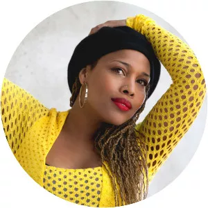 Melanie Scholtz - Vocalist