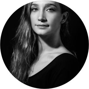 Melike Manav photograph