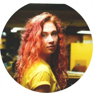 Mélodie Spear - Musical artist