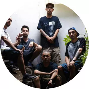 Mente Sabia Crú - Musical group