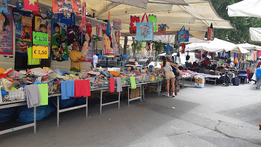 Mercato Via Tortosa - Market in Genoa, Italy