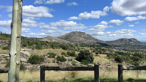 Merendero y Area Recreativa La Pesquera