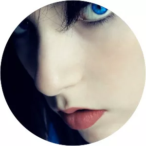 Meron Ryan - Musical artist